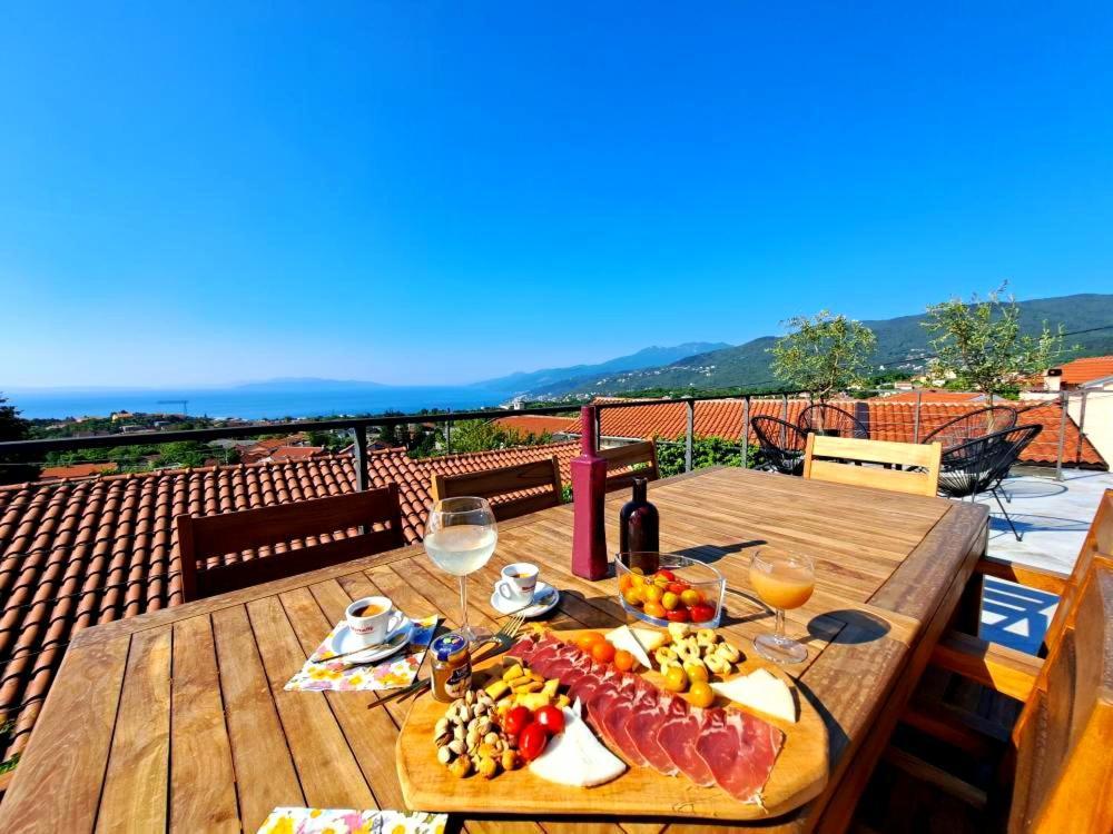 קסטב Holiday Home Fiori מראה חיצוני תמונה
