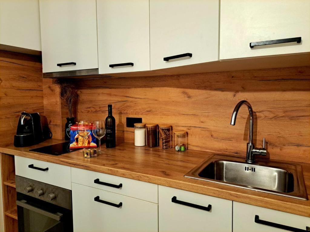 קסטב Holiday Home Fiori מראה חיצוני תמונה