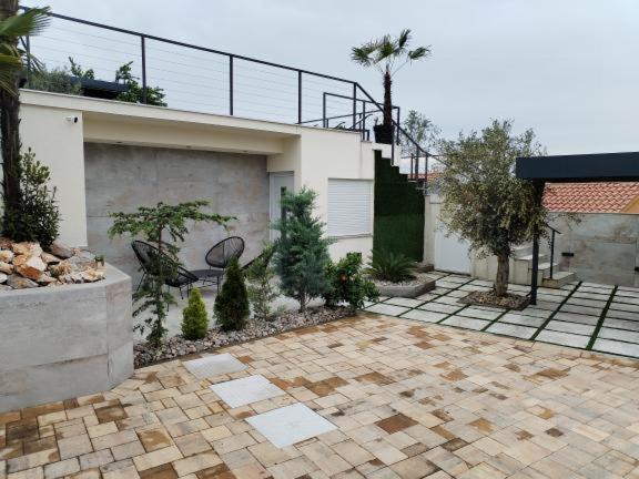 קסטב Holiday Home Fiori מראה חיצוני תמונה