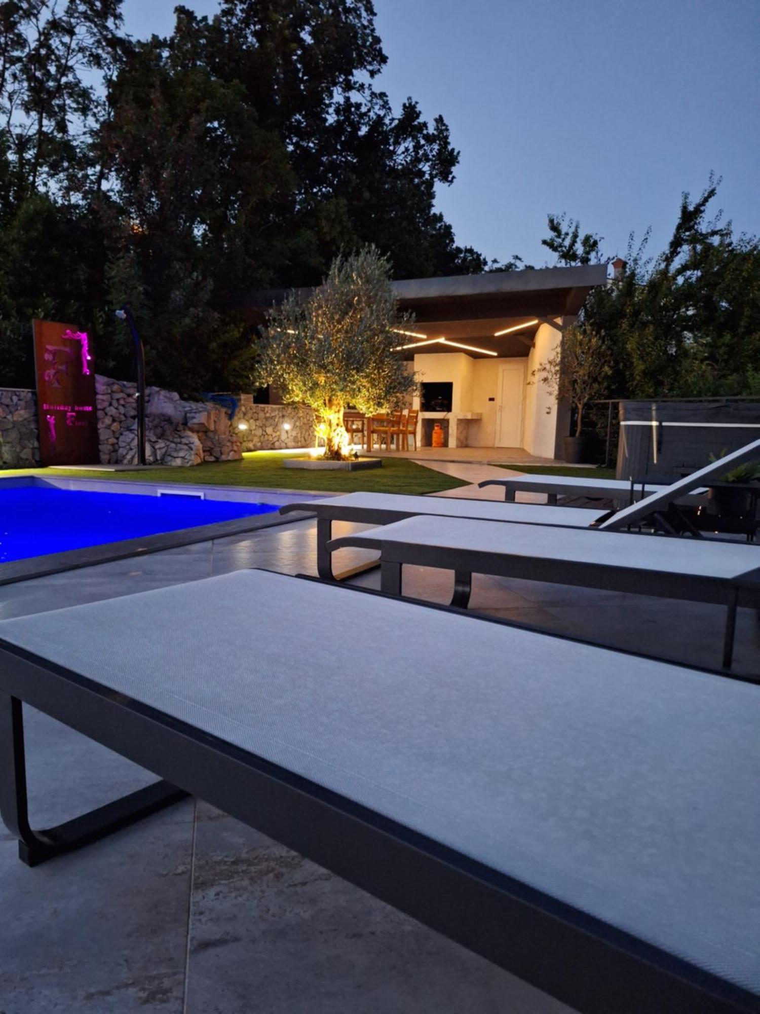 קסטב Holiday Home Fiori מראה חיצוני תמונה